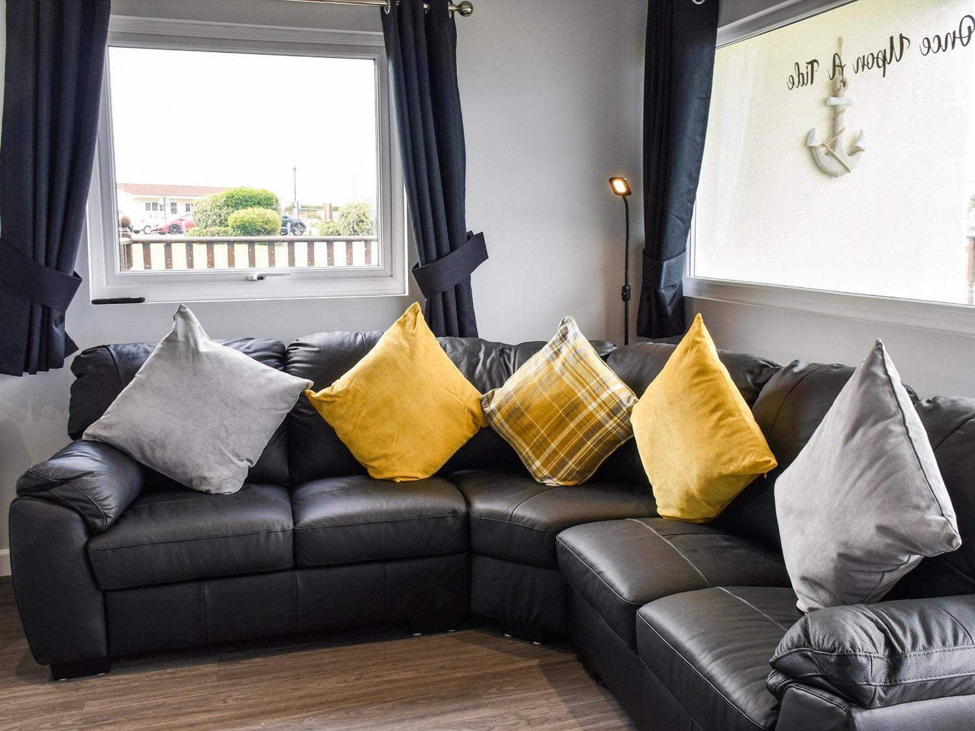 Once Upon A Tide Villa Bacton  Exterior photo